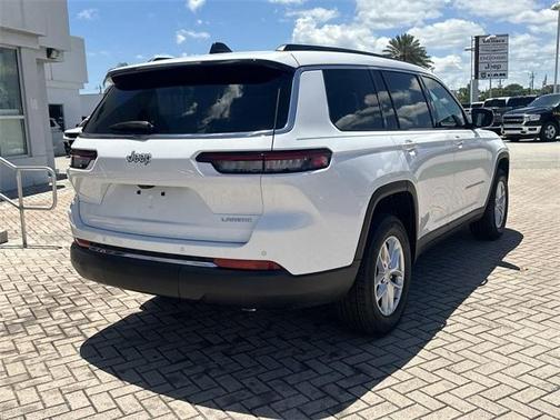 2025 Jeep Grand Cherokee L Laredo