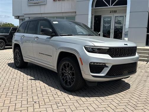 2025 Jeep Grand Cherokee Summit