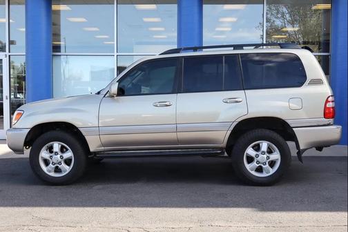 Gold Mica Metallic 2005 Toyota Land Cruiser Base
