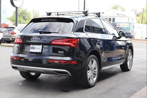 Black 2018 Audi Q5 2.0T Premium