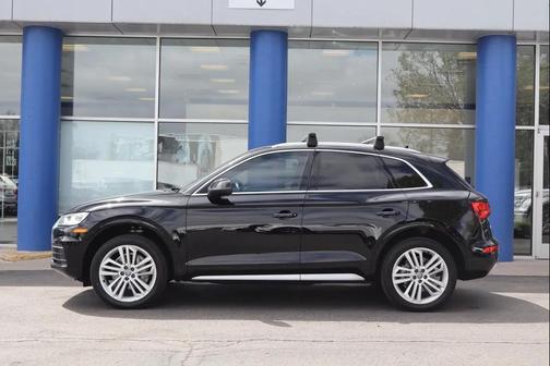 Black 2018 Audi Q5 2.0T Premium