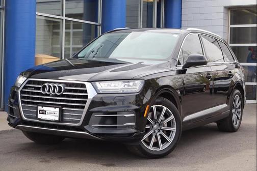 Black 2018 Audi Q7 3.0T Prestige