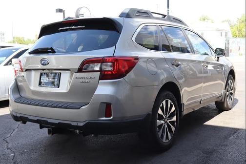 Gray 2015 Subaru Outback 3.6R Limited