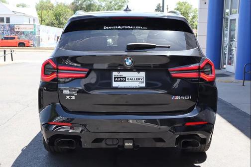 Black 2023 BMW X3 M40i