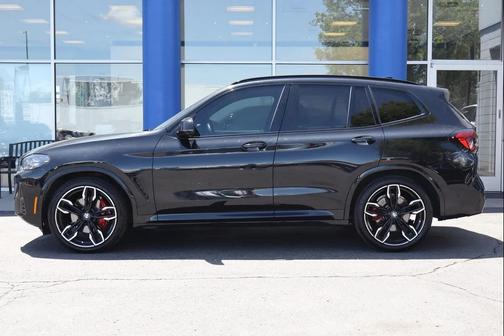 Black 2023 BMW X3 M40i