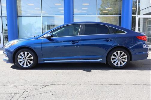 Lakeside Blue 2017 Hyundai SONATA Sport