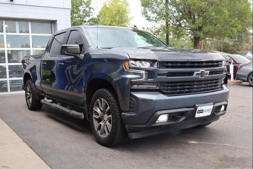Shadow Gray Metallic 2021 Chevrolet Silverado 1500 RST