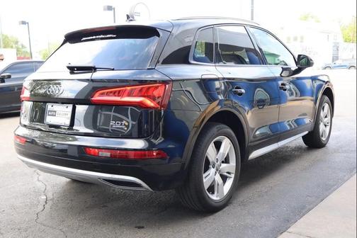 Black 2018 Audi Q5 2.0T Premium