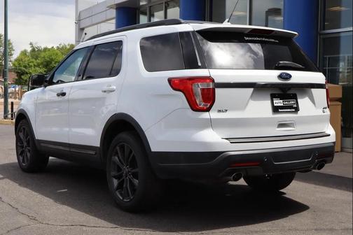 White 2018 Ford Explorer XLT