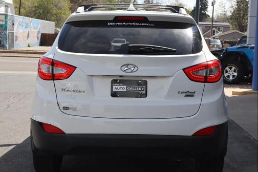 Winter White Solid 2015 Hyundai TUCSON Limited