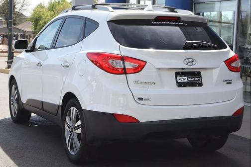 Winter White Solid 2015 Hyundai TUCSON Limited