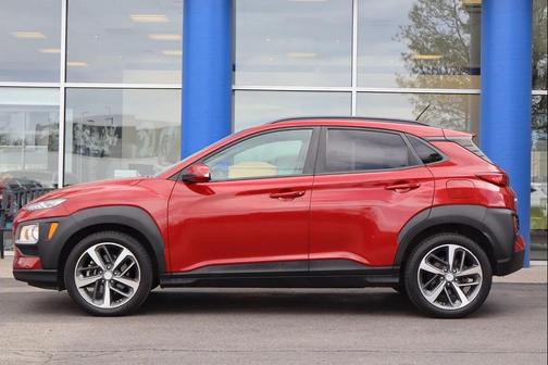 Pulse Red 2021 Hyundai KONA SEL