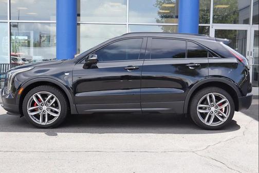 Stellar Black Metallic 2019 Cadillac XT4 Sport