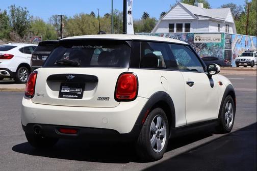 White 2017 MINI Hardtop Cooper