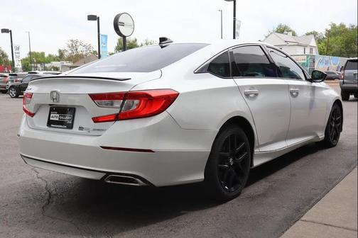 Platinum White Pearl 2022 Honda Accord Sport 1.5T