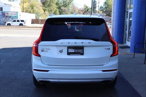 White 2020 Volvo XC90 T5 Momentum