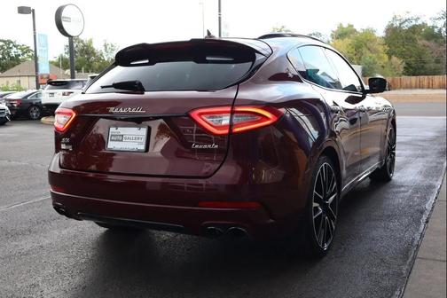 Rosso Rubino Mica 2017 Maserati Levante S
