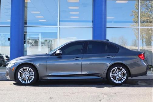 Mineral Gray Metallic 2018 BMW 340 xDrive