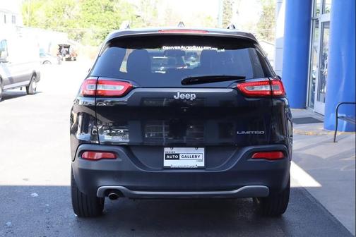 Brilliant Black Crystal Pearlcoat 2016 Jeep Cherokee Limited