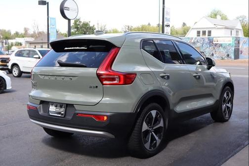 Sage Green Metallic 2024 Volvo XC40 B5 Plus Bright Theme