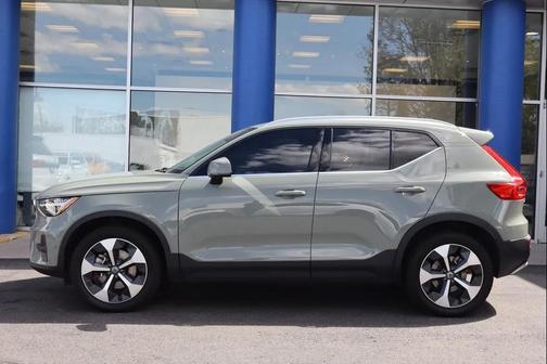 Sage Green Metallic 2024 Volvo XC40 B5 Plus Bright Theme