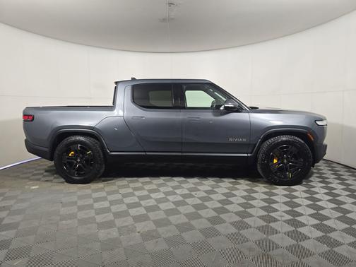 2022 Rivian R1T Adventure