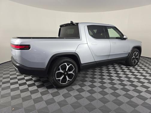 2024 Rivian R1T Adventure Package