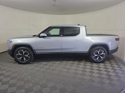 2024 Rivian R1T Adventure Package