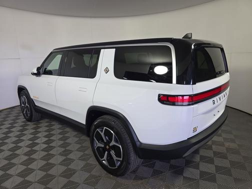 2022 Rivian R1S Launch Edition
