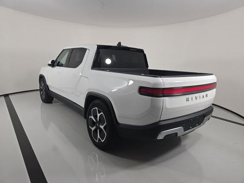 2023 Rivian R1T Adventure Quad Motor Large Pack