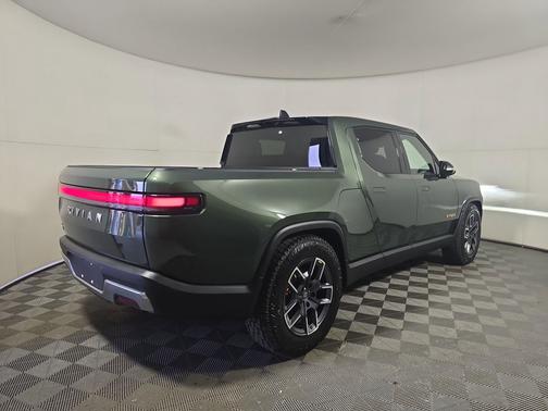 2022 Rivian R1T Adventure