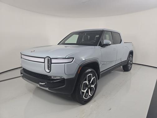 2024 Rivian R1T Adventure Package