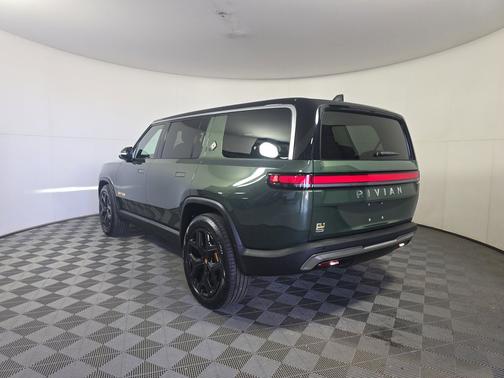 2023 Rivian R1S Adventure