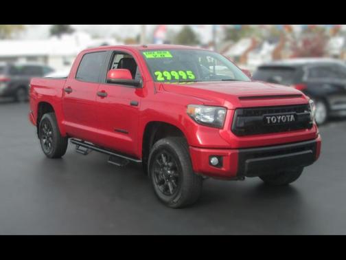 2017 Toyota Tundra SR5