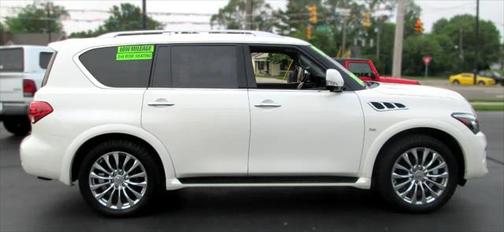 2017 INFINITI QX80 Base