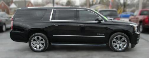 2017 GMC Yukon XL Denali