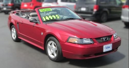 Red 2004 Ford Mustang Deluxe
