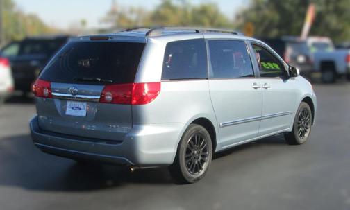 2010 Toyota Sienna XLE