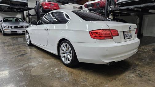 2011 BMW 328 328i 2dr Coupe SULEV