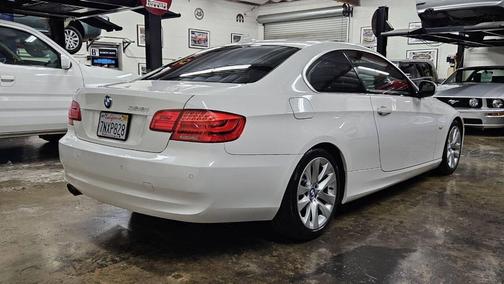 2011 BMW 328 328i 2dr Coupe SULEV