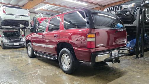 2003 GMC Yukon SLT