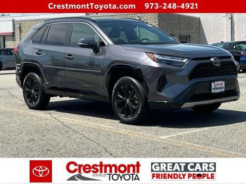 2022 Toyota RAV4 Hybrid SE
