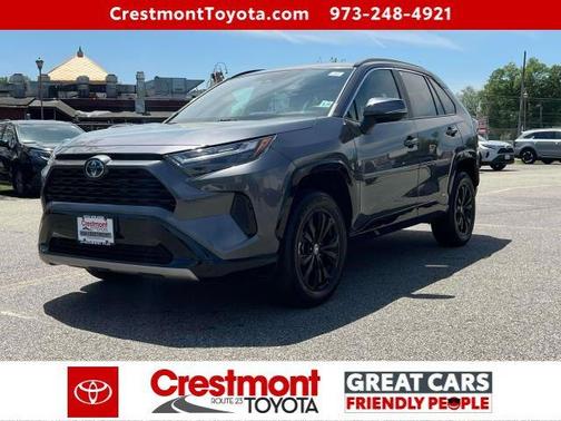 2022 Toyota RAV4 Hybrid SE