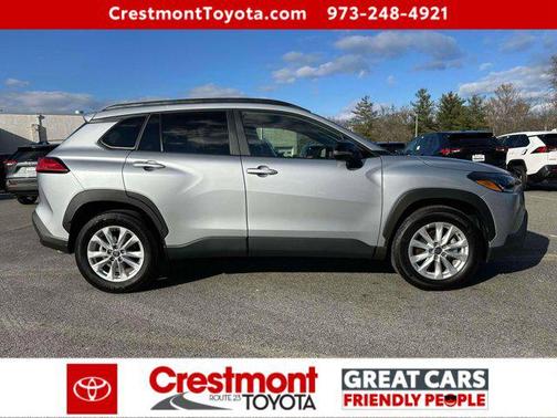 2025 Toyota Corolla Cross LE