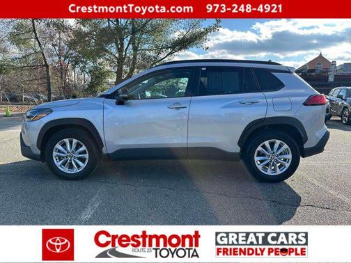 2025 Toyota Corolla Cross LE