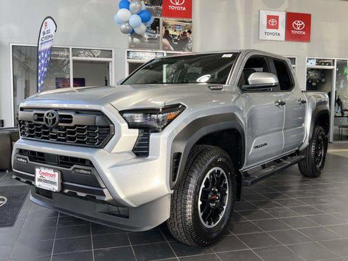 2025 Toyota Tacoma Hybrid TRD Off Road