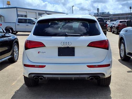 2016 Audi SQ5 3.0T Premium Plus