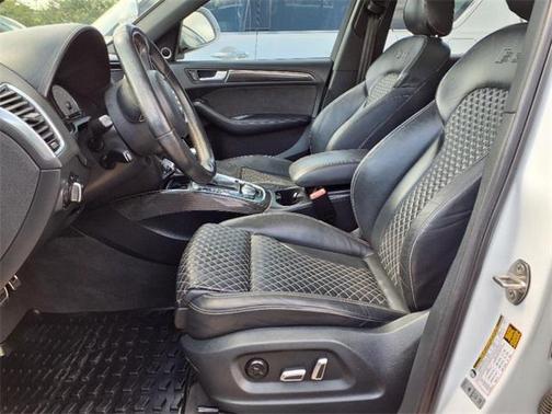2016 Audi SQ5 3.0T Premium Plus
