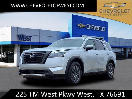 2024 Nissan Pathfinder SV 4WD