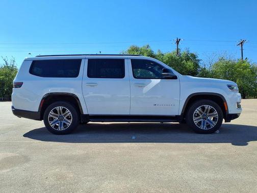 Bright White Clearcoat 2024 Jeep Wagoneer L Series II 4x2